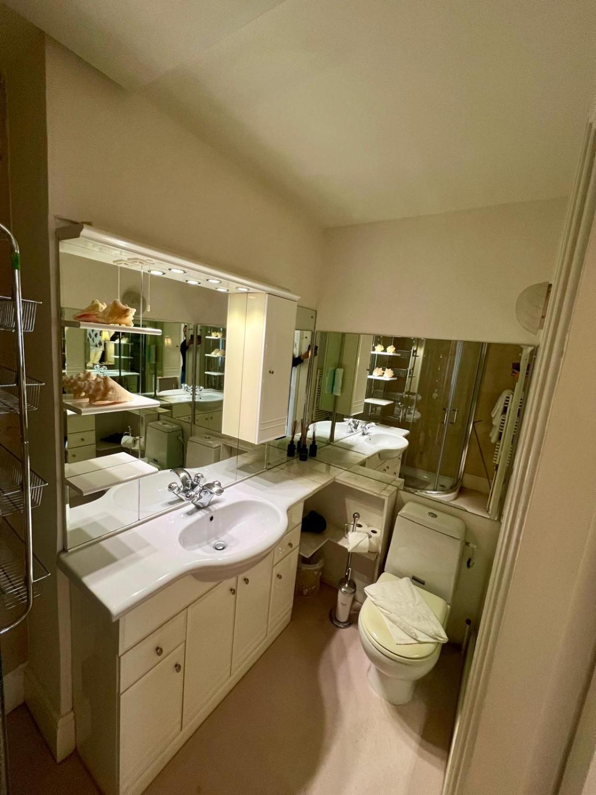 ダブリンBurlington Townhouseアパートメント エクステリア 写真